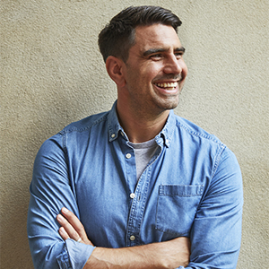 A photo of Chris Bavin 